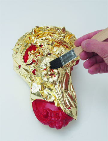 how to apply gold leaf